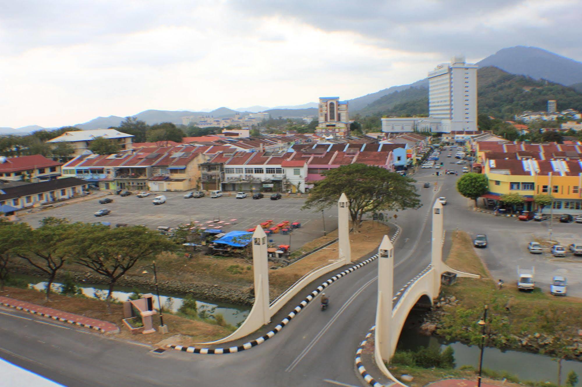 Langkawi Baron Hotel Kuah Ngoại thất bức ảnh