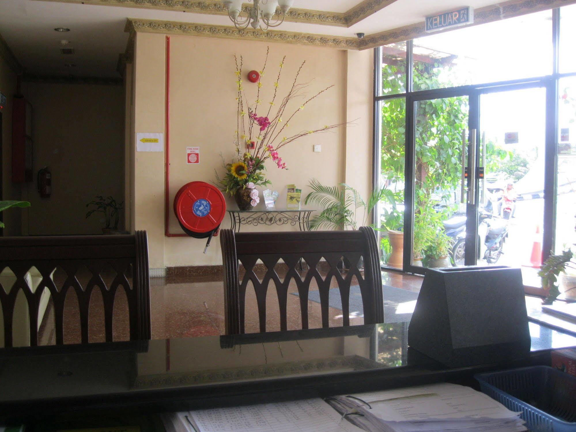 Langkawi Baron Hotel Kuah Ngoại thất bức ảnh